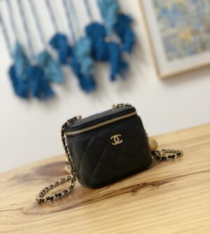 샤넬 클래식 체인 코스메틱 베니티 백 미니 AP1340