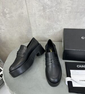 샤넬 22B CC로고 플랫폼 모카신 로퍼G39206 신발