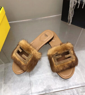 펜디 23SS FF 바게트 밍크 슬리퍼 8R8136 신발