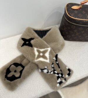 루이비통 플레이그램 퍼 스카프 밍크M77862