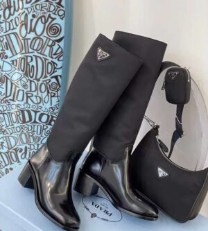 프라다 삼각로고 브러시드 가죽 나일론 롱부츠 1W411M 신발