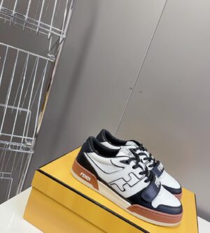 펜디 메치 스니커즈 8E8453 신발