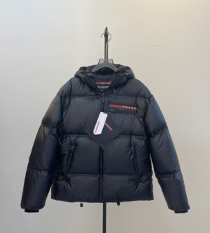 프라다 라이트 나일론 후드 패딩 다운 자켓 SGB574