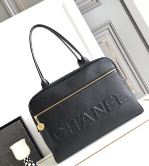 샤넬 23C 로고 맥시 볼링백 (2컬러) AS3718