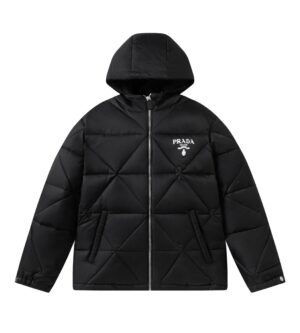 프라다 리나일론 트라이앵글 퀼팅 남성 후드 패딩 SGC114