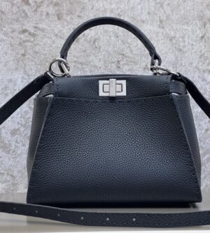 펜디 피카부 카프스킨 미니 핸드백 8BN244