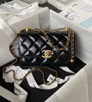 샤넬 24c 공방 미니 플랩백 AS2615