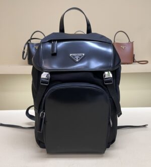 프라다 리나일론 및 브러쉬드 가죽 백팩 2VZ135