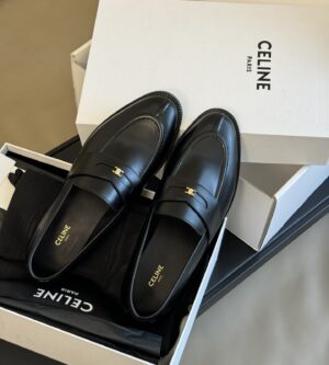 셀린느 말라케 트리오페 로퍼 2컬러 354893602C 신발