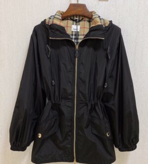 버버리 나일론 라이트 여성 바람막이 후드자켓 80429011