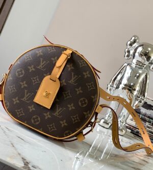 루이비통 부아뜨 샤포 수플 탬버린백 M45647