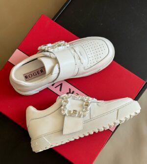 로저비비에 베리 비비에 스트라스 버클 스니커즈 RVW68737440 신발