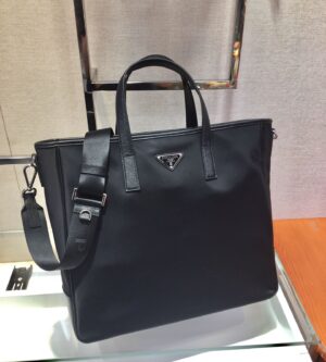 프라다 리나일론 토트백 NOIR 2VG064