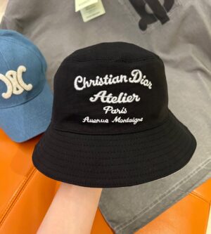 디올 DIOR 아뜰리에 로고 자수 버킷햇 243C907C4511