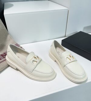 발렌티노 브이로고 시그니처 로퍼 4W2S0IK1VRK