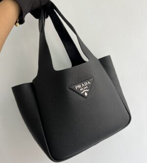 프라다 비텔로 다이노 토트백 1BG335
