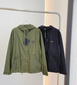 프라다 24ss 리나일론 바람막이 자켓 SGC220