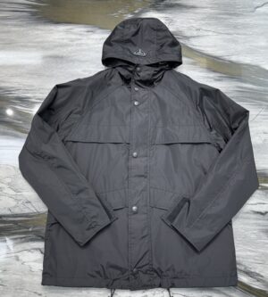 프라다 로고 플라케 나일론 후드 자켓 24ss 남성