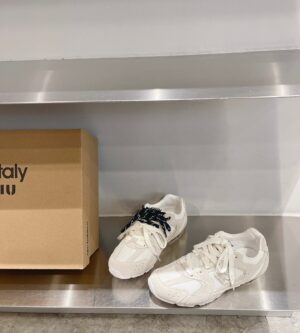 미우미우 뉴발란스 530 여성 스니커즈 5E165E 신발