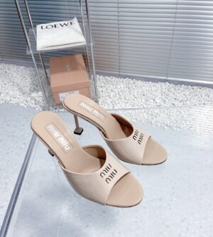 미우미우 페이턴트 레더 샌들 뮬 힐 5XX603 신발