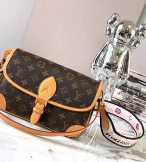 루이비통 다이앤 모노그램 앙프렝뜨 숄더백 M45985 M46386
