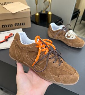 미우미우 뉴발란스 530 스웨이드 스니커즈 운동화 3컬러 5E165E 신발