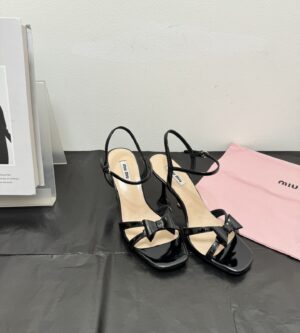 미우미우 리본 레더 스트랩 샌들 힐 3KRJ 5X396D 신발