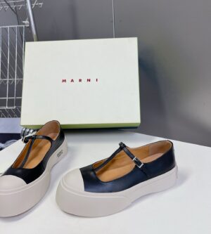 마르니 메리 제인 파블로 스니커즈 SNZW019103 신발