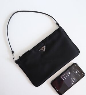 프라다 리나일론 미니백 1NI545