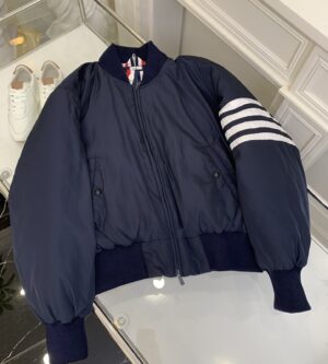 톰브라운 035 남성 봄버 패딩 MJD103X