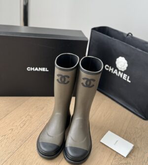 샤넬 24SS CC 로고 레인부츠 2컬러 G45838