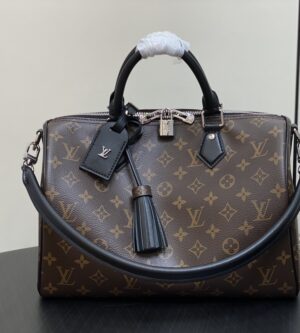 루이비통 스피디 소프트30 다크 크래프티 M11945 M12243