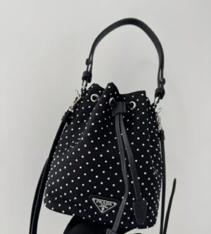 프라다 스터드 장식 리나일론 미니백 1BE067