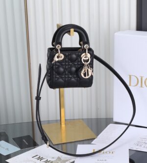 디올 레이디 마이크로 까나쥬 숄더백 S0856ONGE