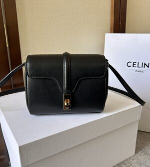 셀린느 미니 소프트 16 카프스킨 숄더백 10L353EQR