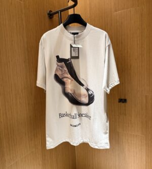 발렌시아가 남성 엑스커베이터 스니커즈 오버사이즈 티셔츠 831305