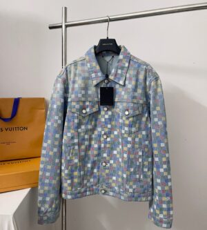 루이비통 다미에 데님 트러커 청자켓 1AHBE4