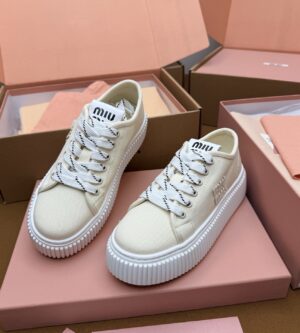 미우미우 로고 장식 데님 스니커즈 5E389E