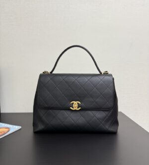 샤넬 25SS 맥시 플랩백 탑핸들 체인 스트랩 CC로고 카프스킨 AS5543