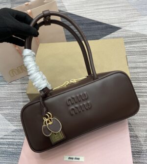 미우미우 토트백 나플락 페이던트 보백 5BB173