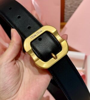 미우미우 25SS 가죽 벨트 5CC663