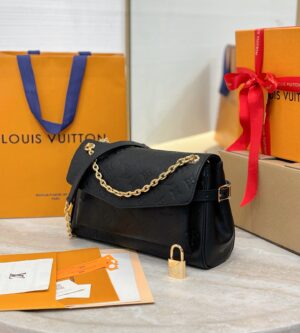 루이비통 애니타임 플랩백 여성 숄더백 M14604