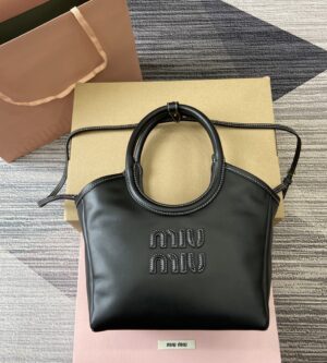 미우미우 아이비 토트백 5BA284