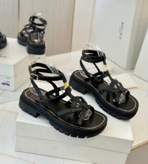 셀린느 클레아 트리옹프 스트래피 샌들 360023778C