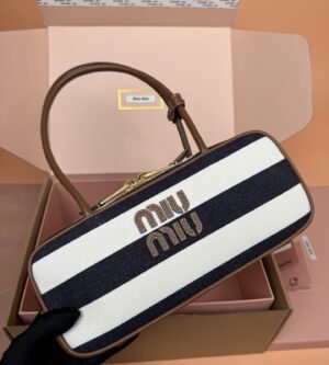 미우미우 보 토트 백 5BB173
