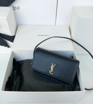 생로랑 미니백 WOC 체인 크로스백 휴대폰 케이스 635095