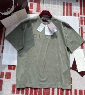 구찌 25FW 반팔 티셔츠 남성 798115