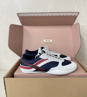 미우미우 김나지움 기능성 소재 및 스웨이드 스니커즈 5E428E