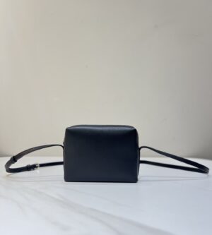 더로우 리젠트 Regent 크로스백