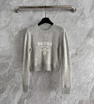 프라다 로고 마블 그레이 니트 P24U1T